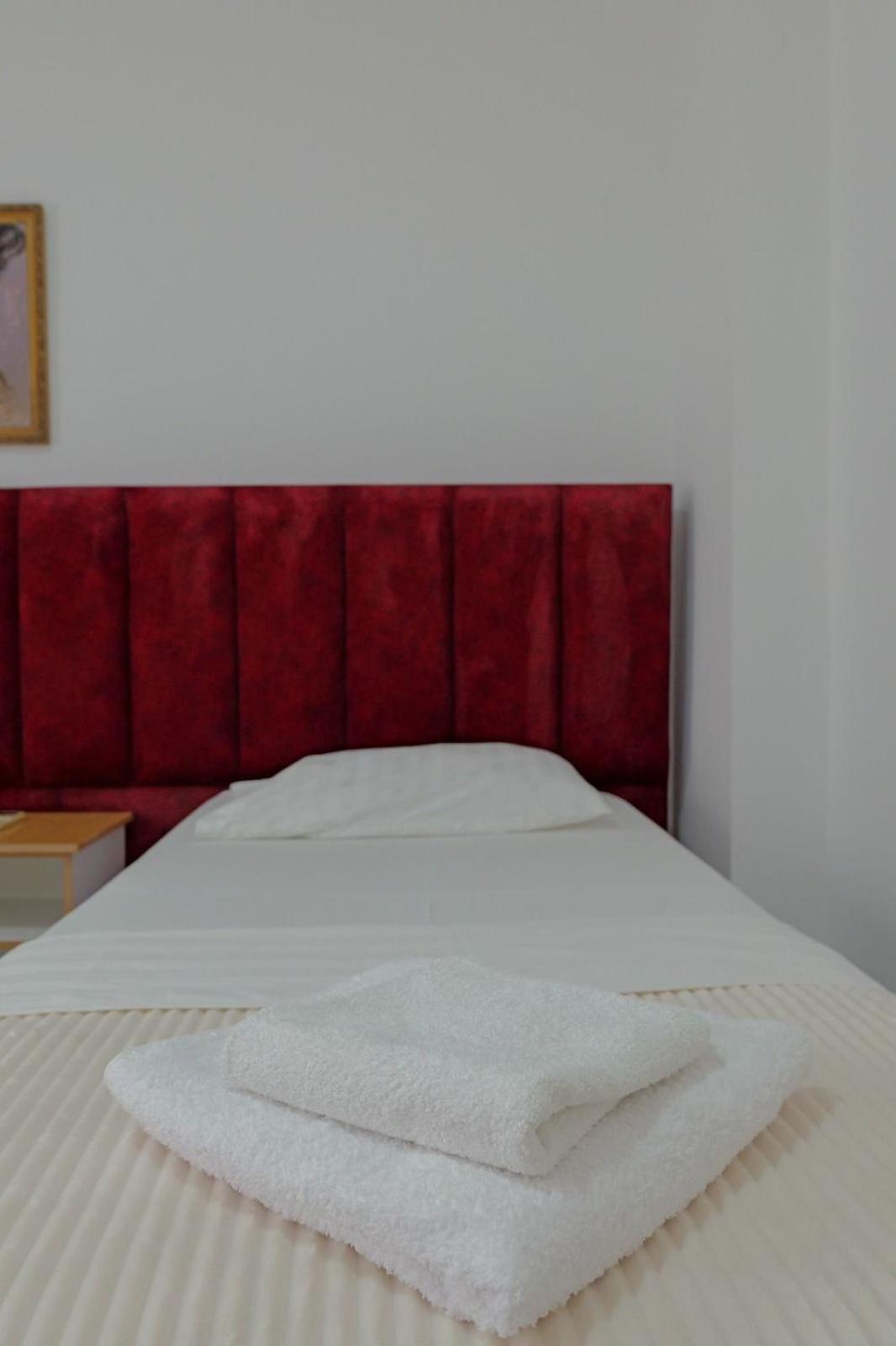 Hotel Eden Sarande Exterior photo
