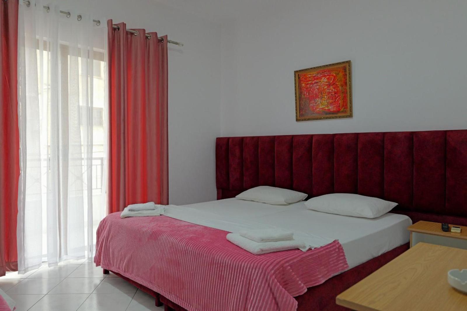 Hotel Eden Sarande Exterior photo